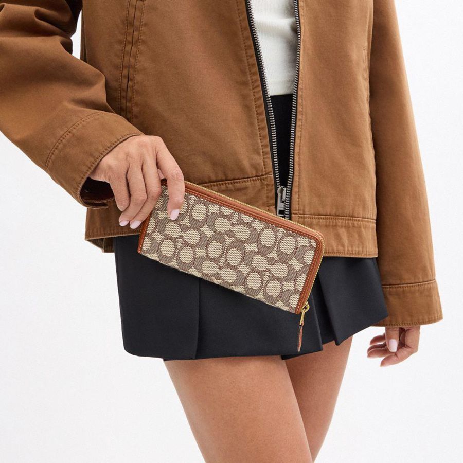 Cartera COACH Essential Slim Accordion Zip In Signature Jacquard Mujer Marrones | BUHKTI-673