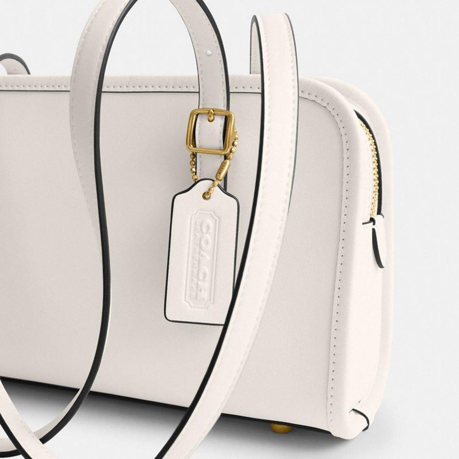 Charms COACH Swing Zip Bag With And Strap Mujer Doradas | HXFOTD-634